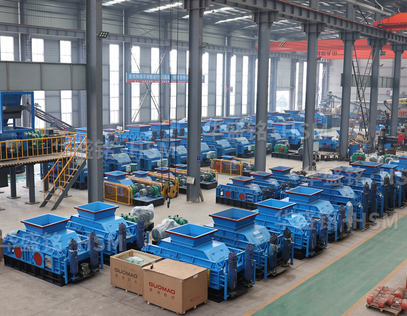  砂石料用哪種破碎機？沙頭料全液壓對輥破碎機多少錢？